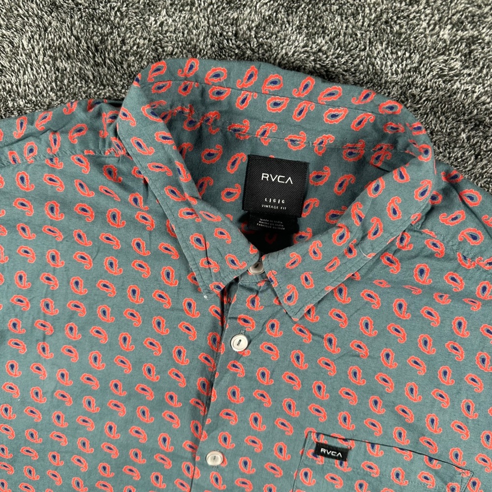 RVCA Shirt Mens L Vintage Fit Teal Paisley AOP Short Sleeve Button Down